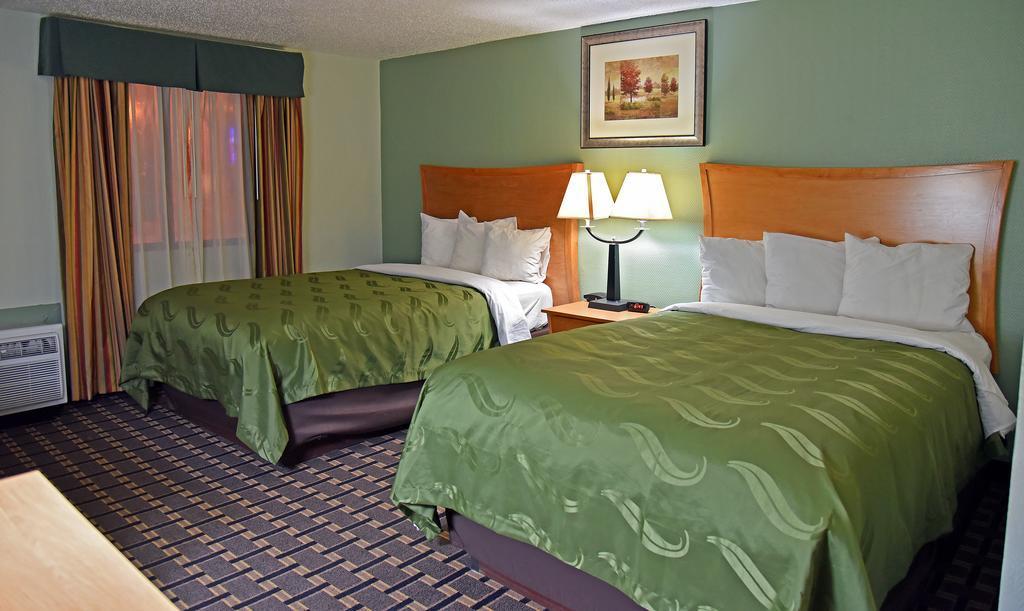קאונסיל בלאפס Quality Inn & Suites Near I-480 And I-29 מראה חיצוני תמונה