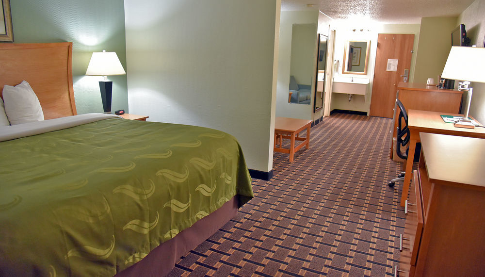 קאונסיל בלאפס Quality Inn & Suites Near I-480 And I-29 מראה חיצוני תמונה