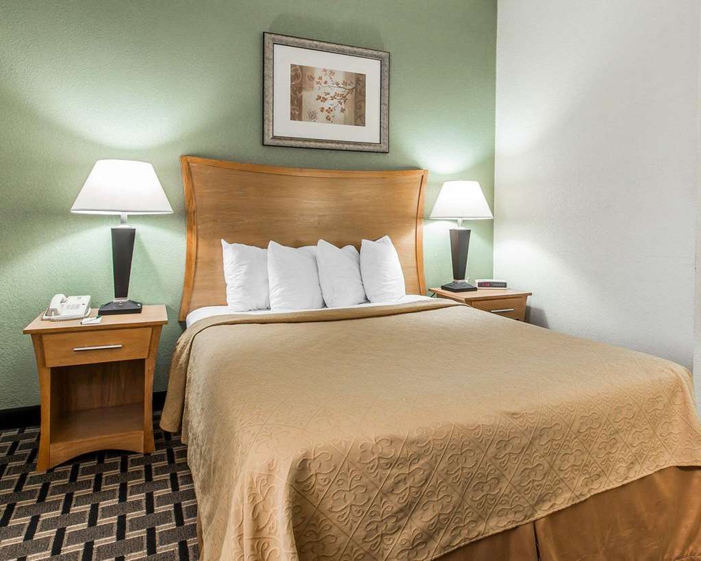 קאונסיל בלאפס Quality Inn & Suites Near I-480 And I-29 חדר תמונה